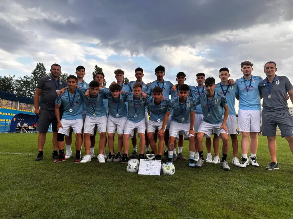 academia de fotbal daco getica 10 67fd51932f297 1024x768