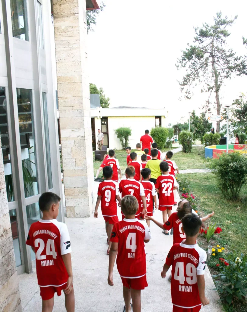 acs dinamo noua generatie dng 4 67fc166fae3c9 813x1024