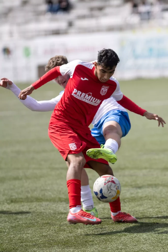 cs dinamo 5 67fc24173189a 683x1024