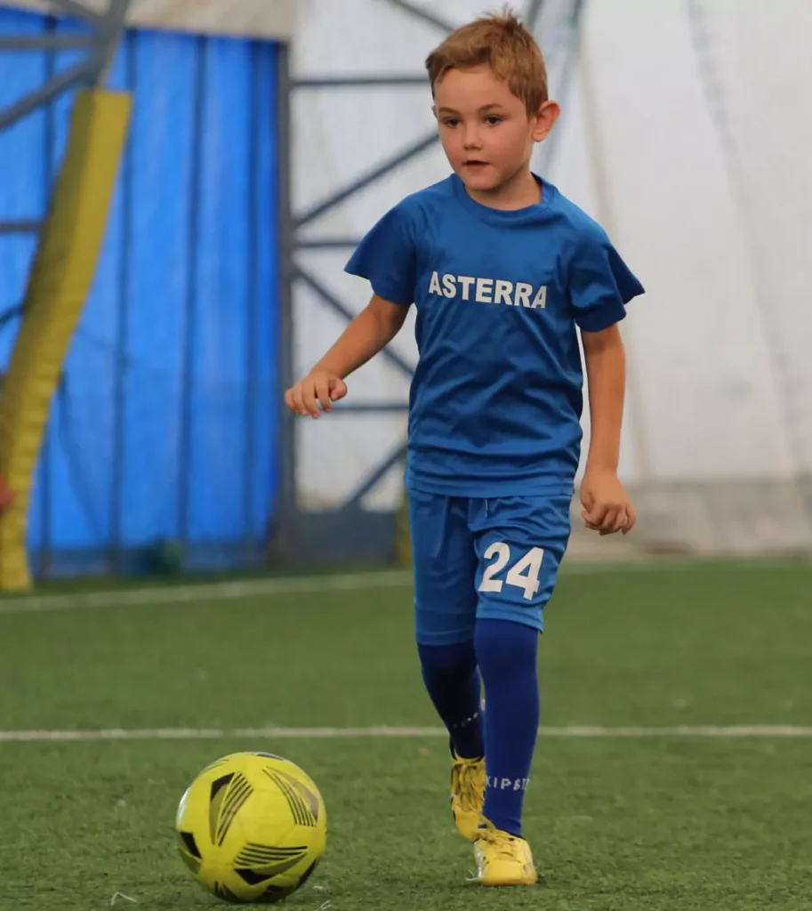 fc asterra 3 67fe935884b17 913x1024