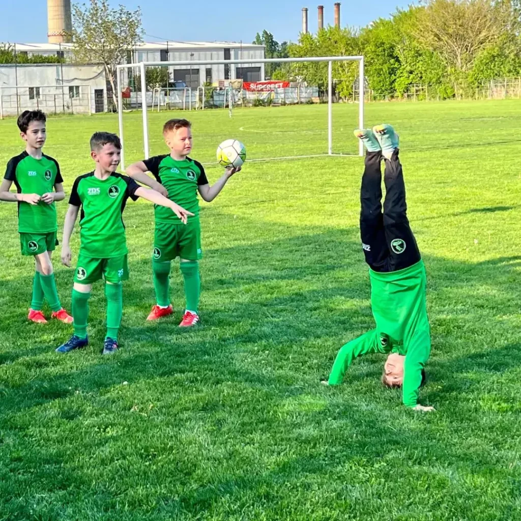 fc juvenil 7 67fc150b8e202 1024x1024