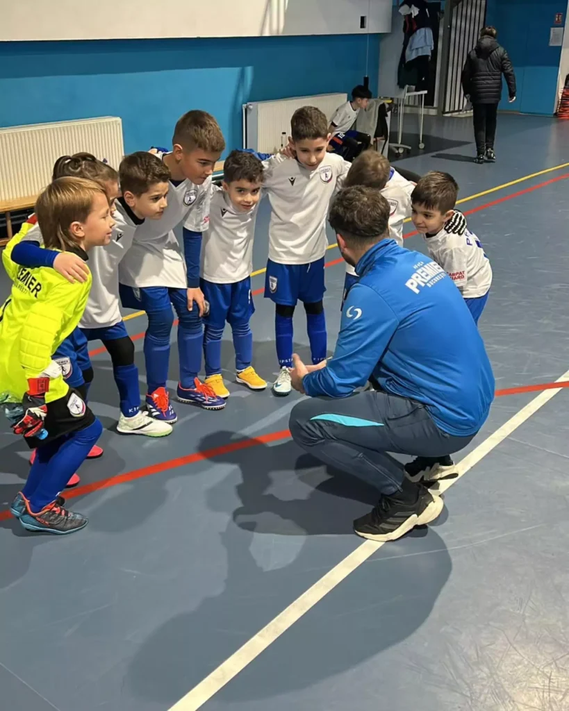 fc premier 4 67fe7d3458949 819x1024