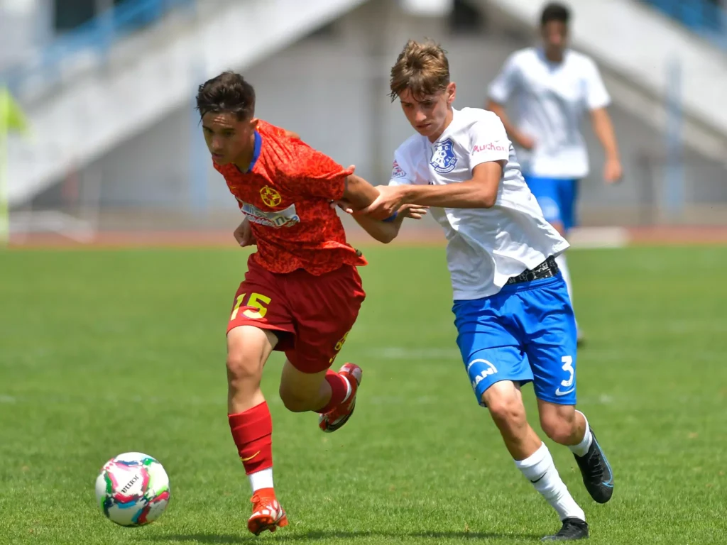 fcsb acamedie 4 67fbe212c707a 1024x768