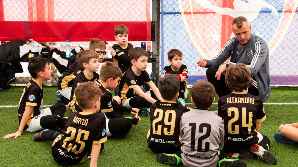 scoala de fotbal lucian sanmartean 13 67fd58574c872 1024x576