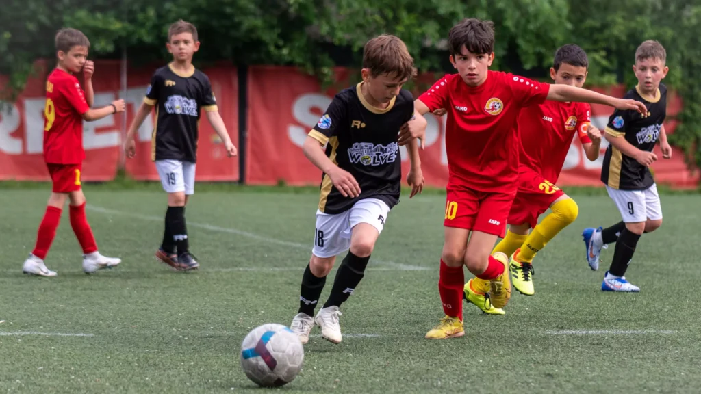 scoala de fotbal lucian sanmartean 4 67fd583c7bbd6 1024x576
