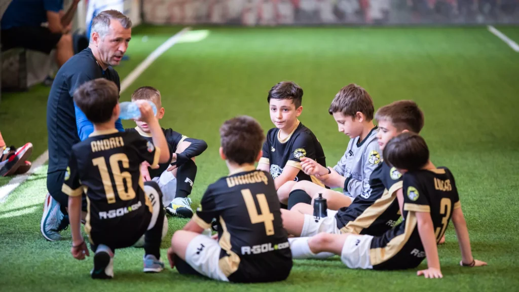 scoala de fotbal lucian sanmartean 6 67fd5843cc962 1 1024x576