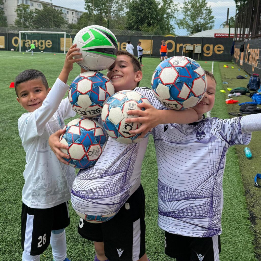 FC New Champions 2023 1 1024x1024