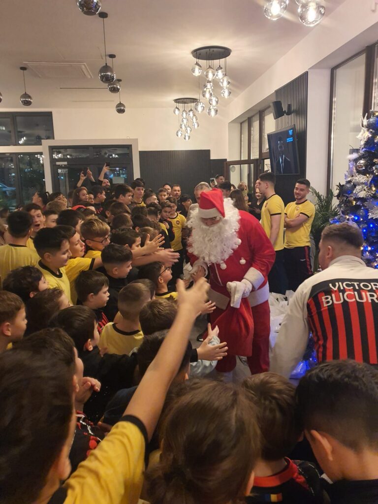 Victoria 2010 Bucuresti 7 768x1024