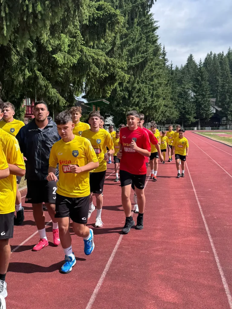 ACS Petrosport Ploiesti 4 768x1024