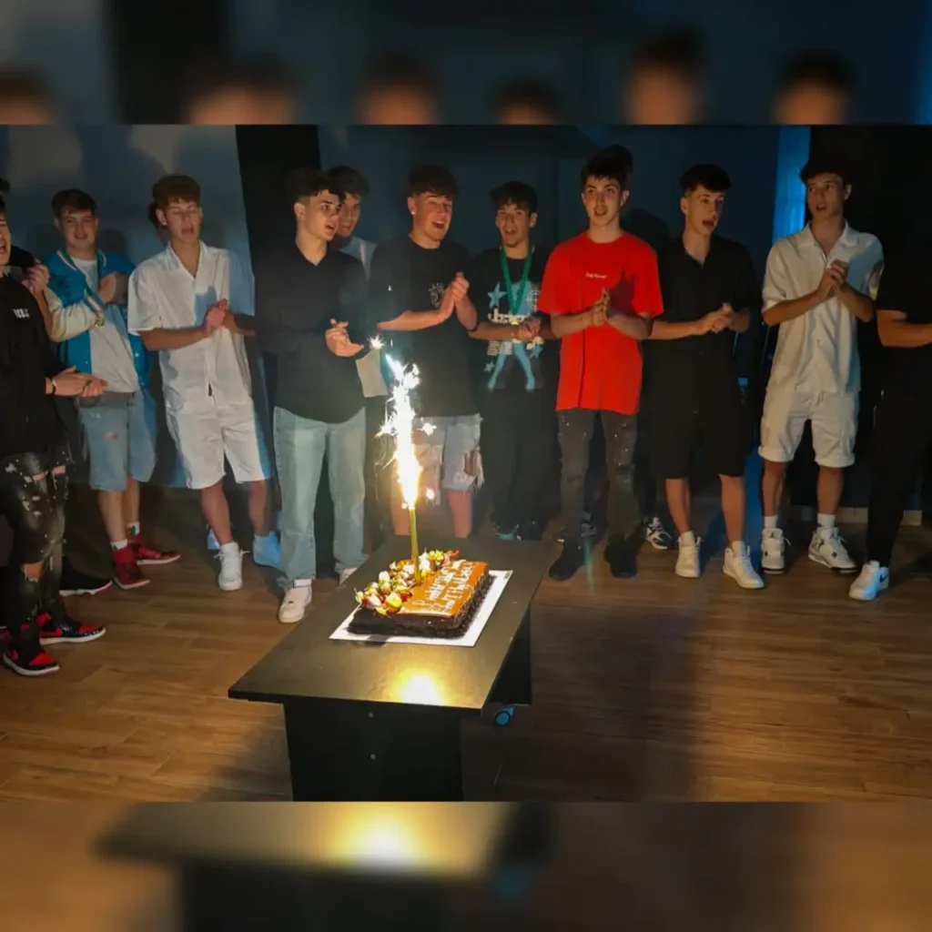 BraduletulStefestiJuniori 1 1 1024x1024