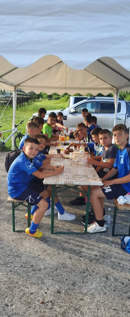 CSComunaManeciu3 420x1024