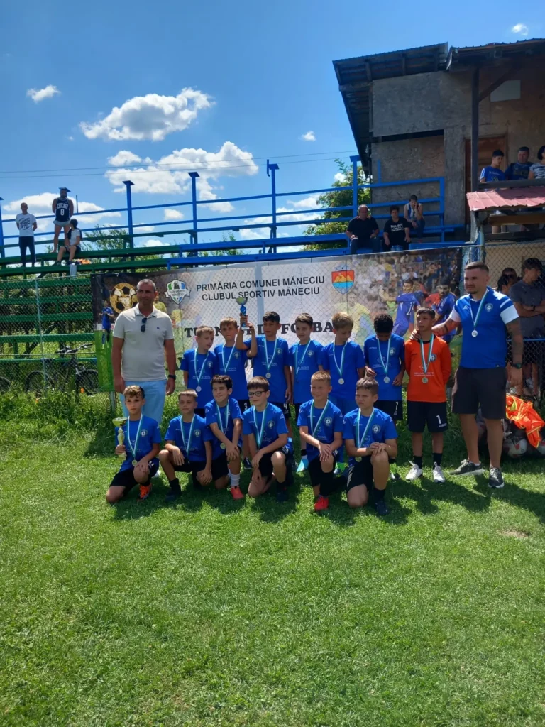 CSComunaManeciu5 768x1024