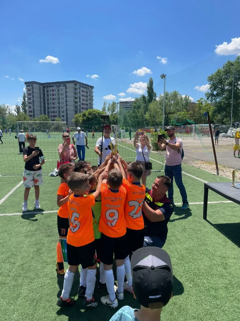 SuperSport Activ 2 768x1024