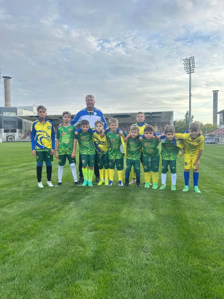 CSGigantiiVarasti 3 768x1024