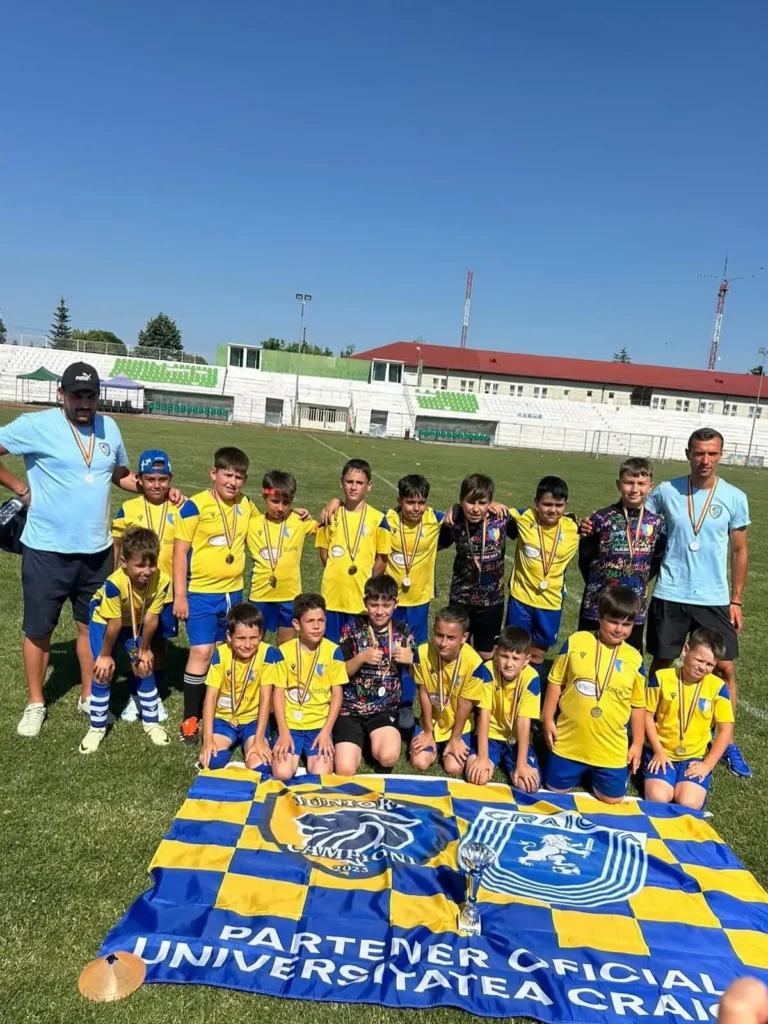 ACSJUNIORIICAMPIONIPITESTI 1 768x1024