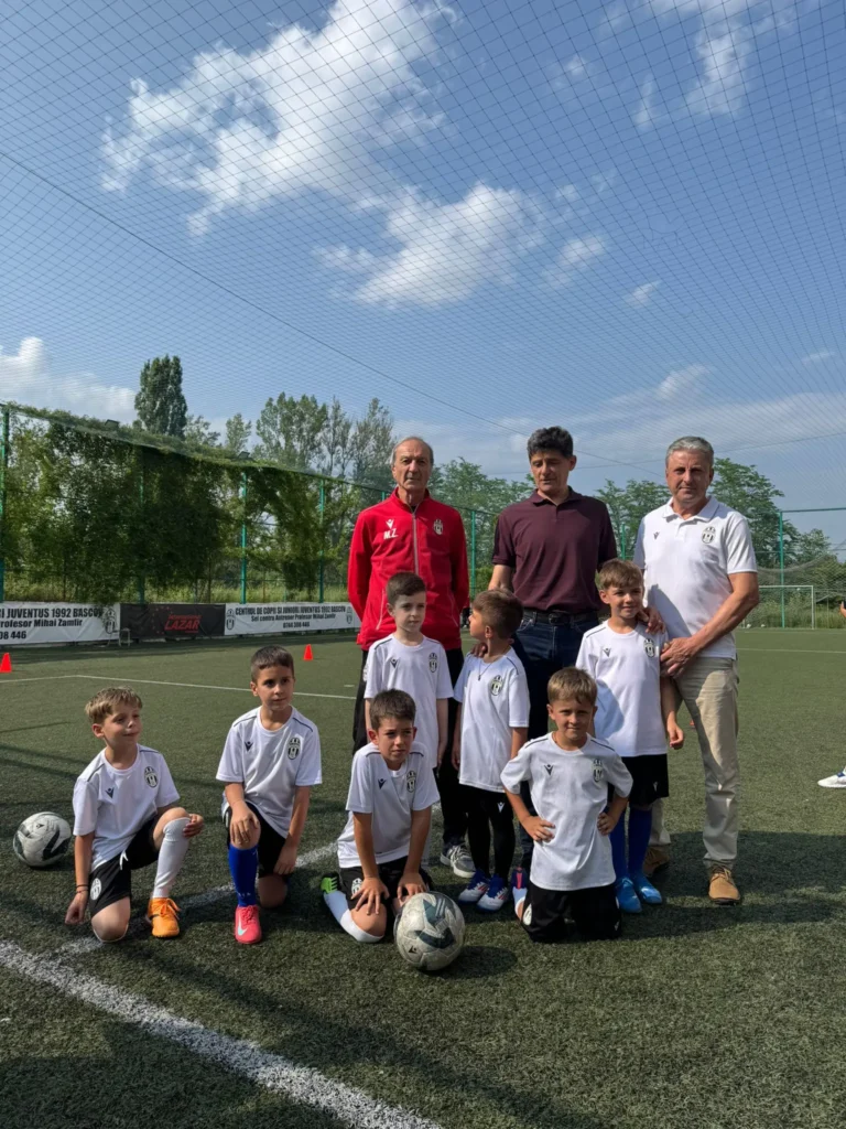 AFCJuventusVictoria1992Bascov 6 768x1024