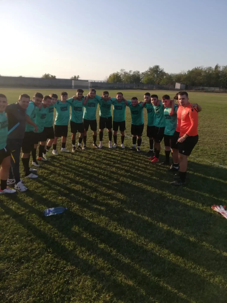 CSVictoriaFrontiera 2 768x1024